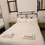 Casa Carmen De Austria